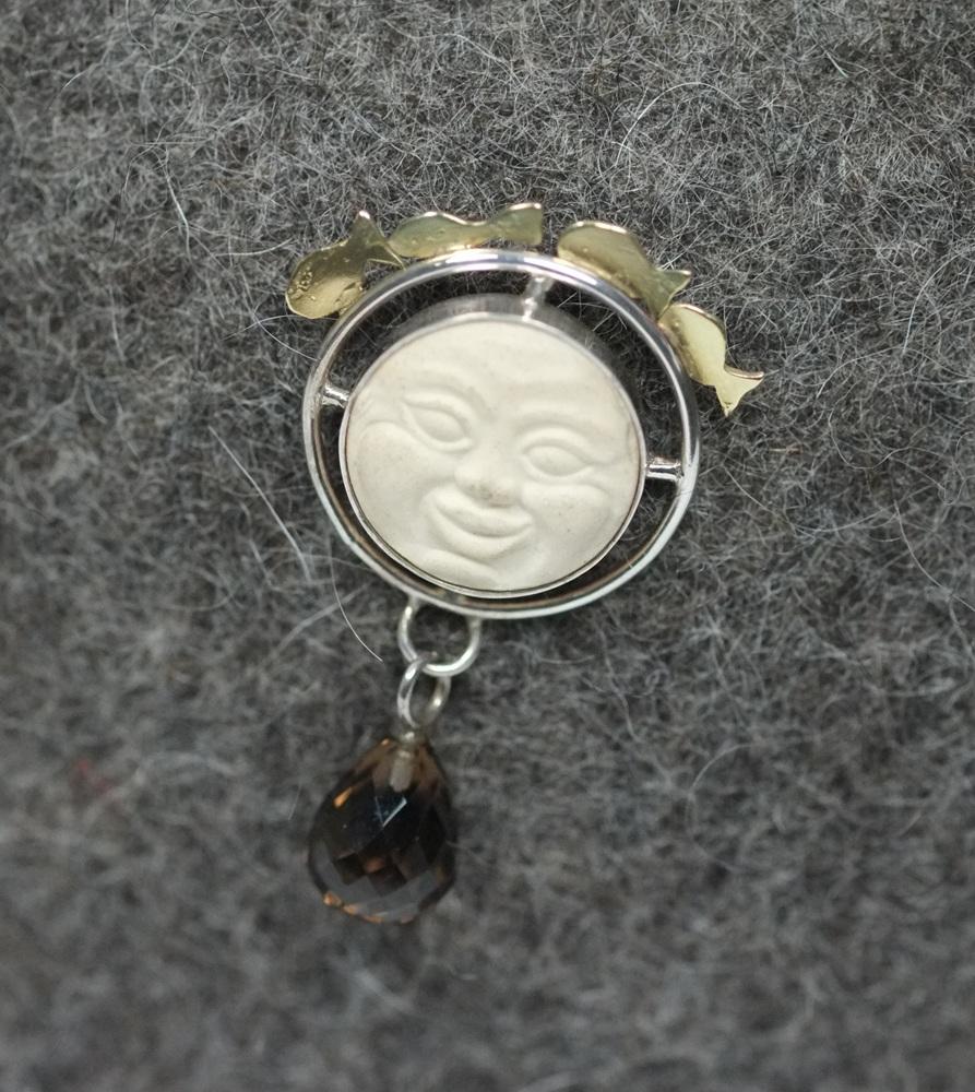 Moonface pin / broche