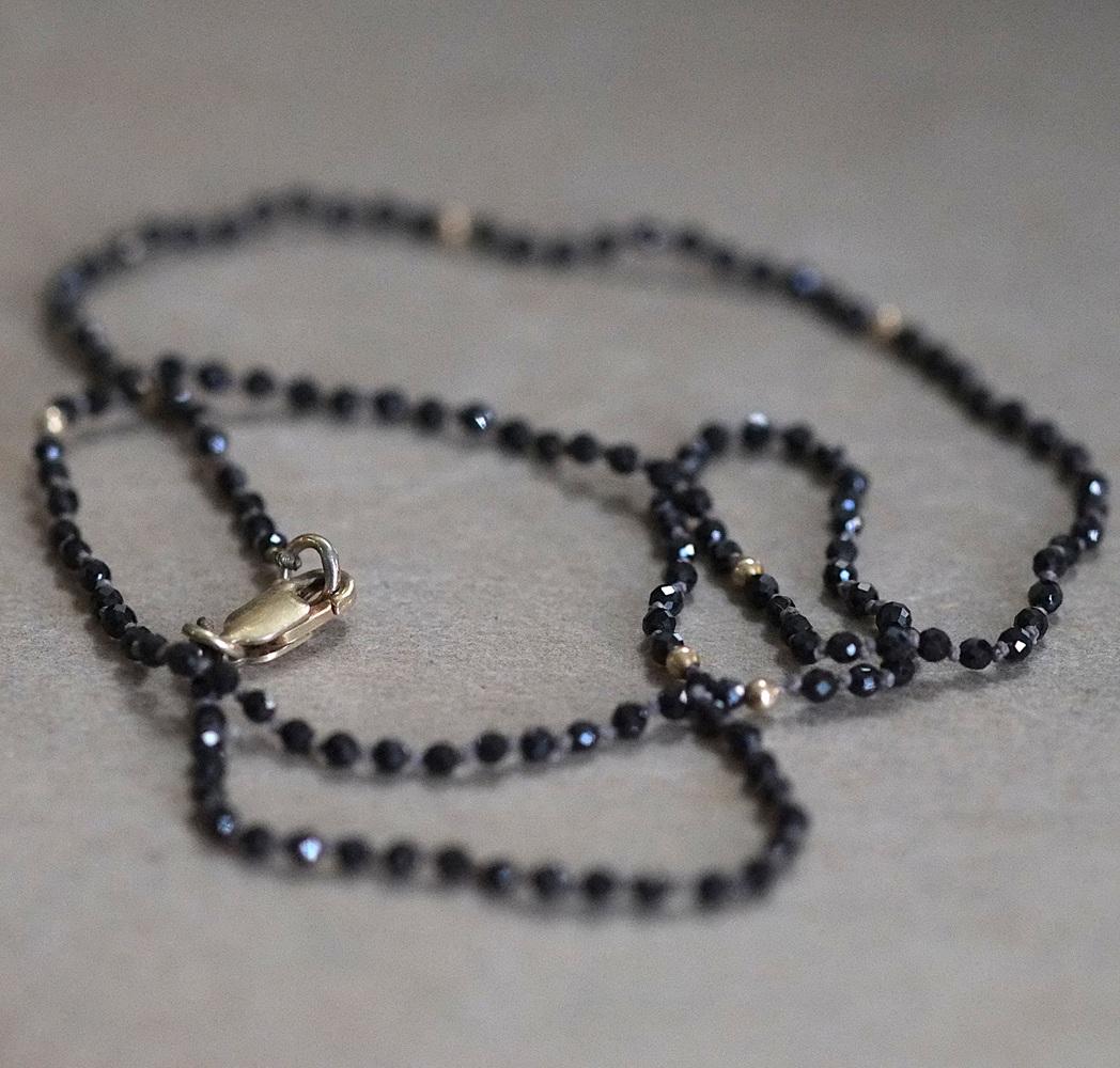 Ketting met hele kleine zwarte obsidiaan kraaltjes - Afbeelding 3