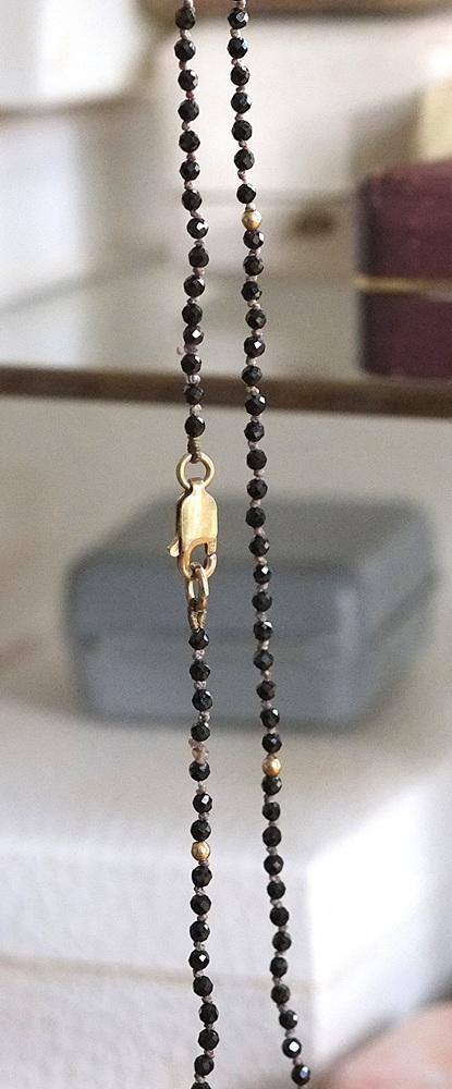 Ketting met hele kleine zwarte obsidiaan kraaltjes - Afbeelding 4