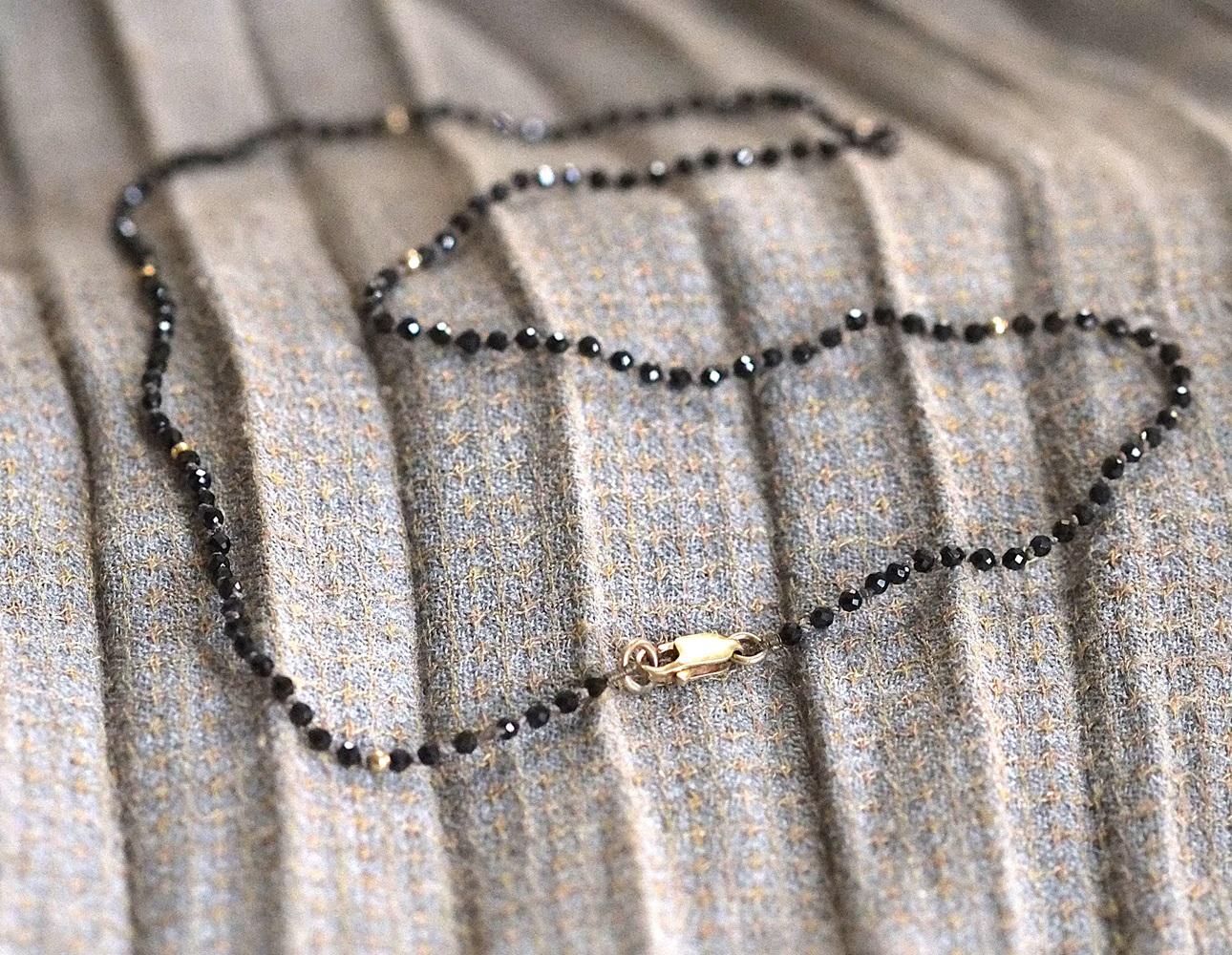 Ketting met hele kleine zwarte obsidiaan kraaltjes - Afbeelding 5