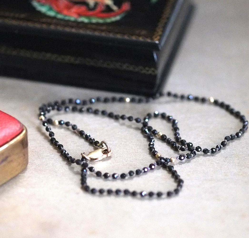 Ketting met hele kleine zwarte obsidiaan kraaltjes - Afbeelding 7