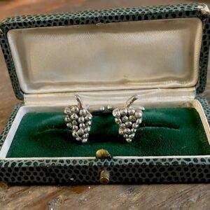 manchetknopen zilver met druiventrosjes